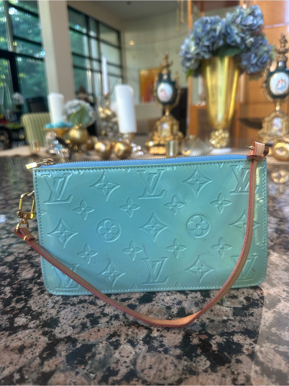 Louis Vuitton Turquoise Vernis Monogram Wristlet Pochette
